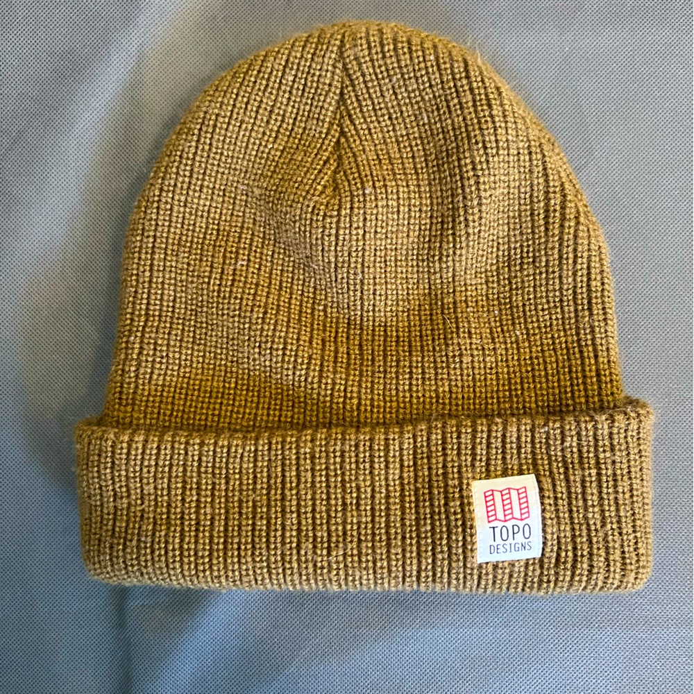 Camel Topo designs beanie